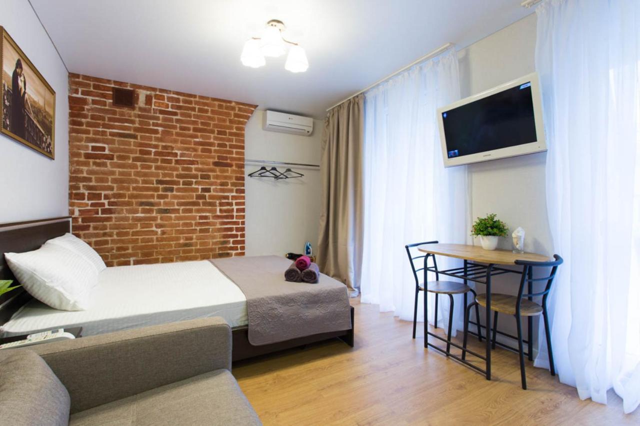 Cozy Studio In The City Center - Mykoly Khvylovoho Str 5-1 哈尔科夫 外观 照片